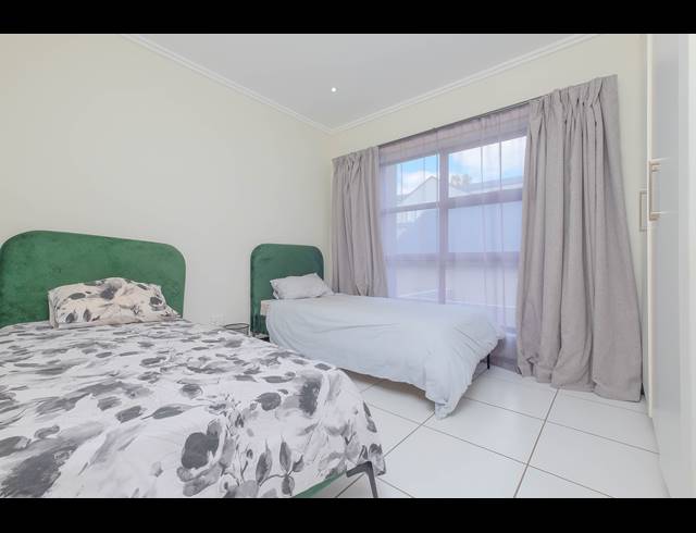3 BEDROOM APARTMENT TO LET IN PAULSHOF